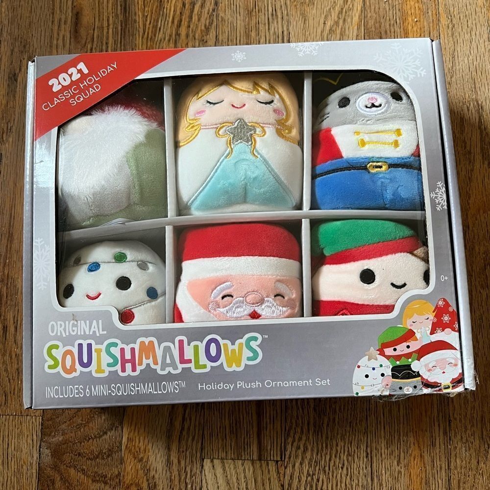 Squishmallows Holiday Ornament Set 2021
